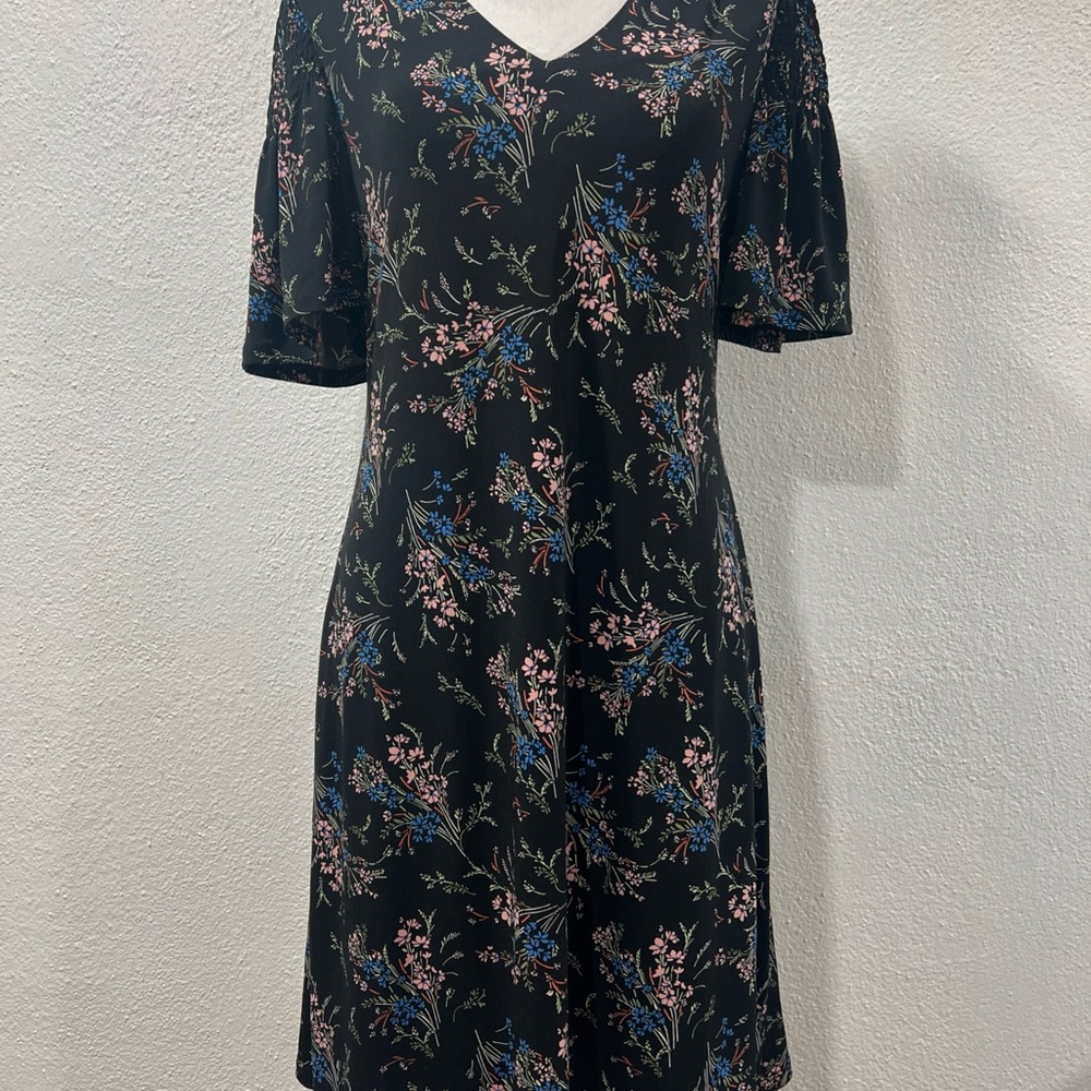 Floral Black Dress‎